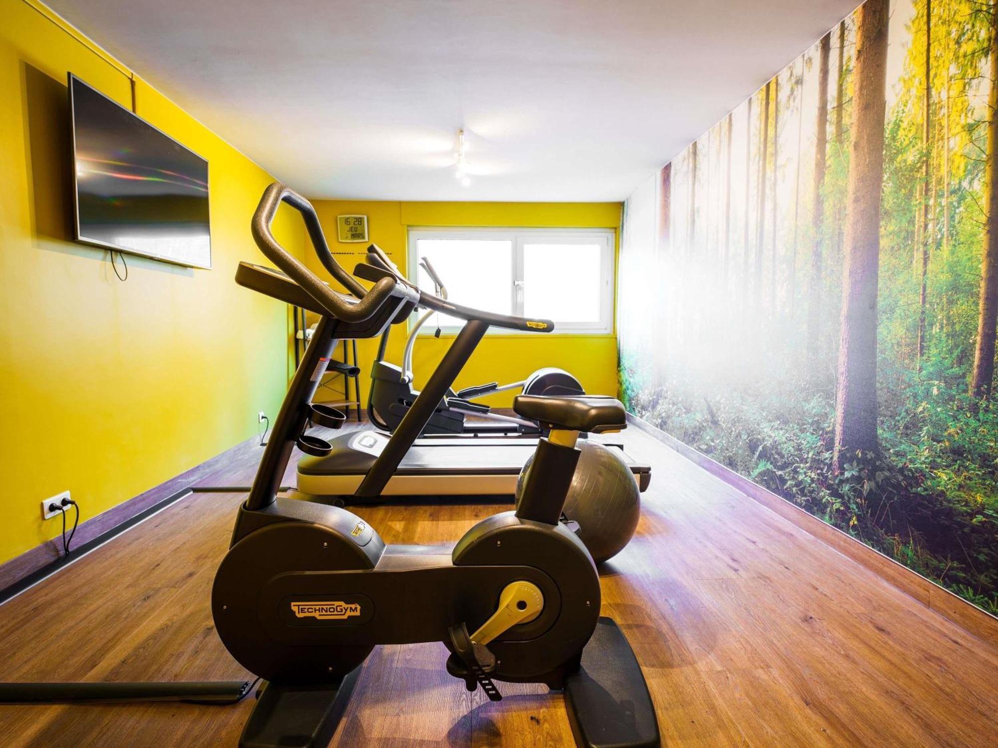 Novotel Saint Avold Bagian luar foto